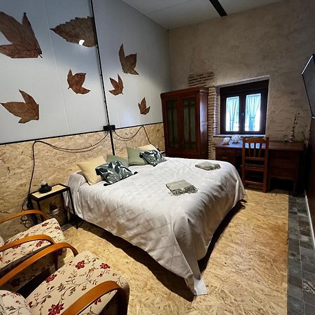 Casa Ruina Pensionat Nava del Rey Exteriör bild