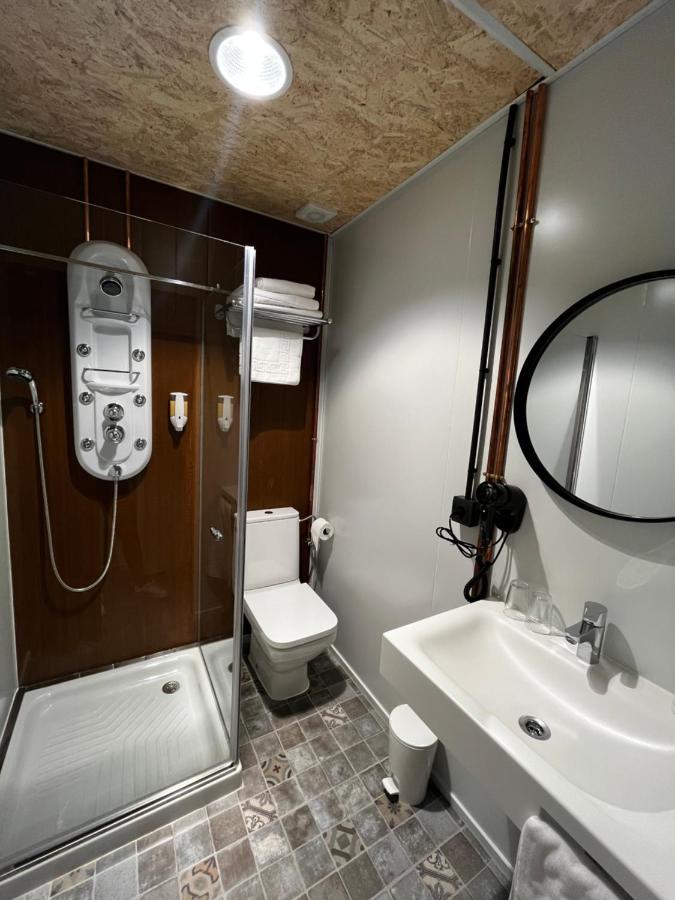 Casa Ruina Pensionat Nava del Rey Exteriör bild