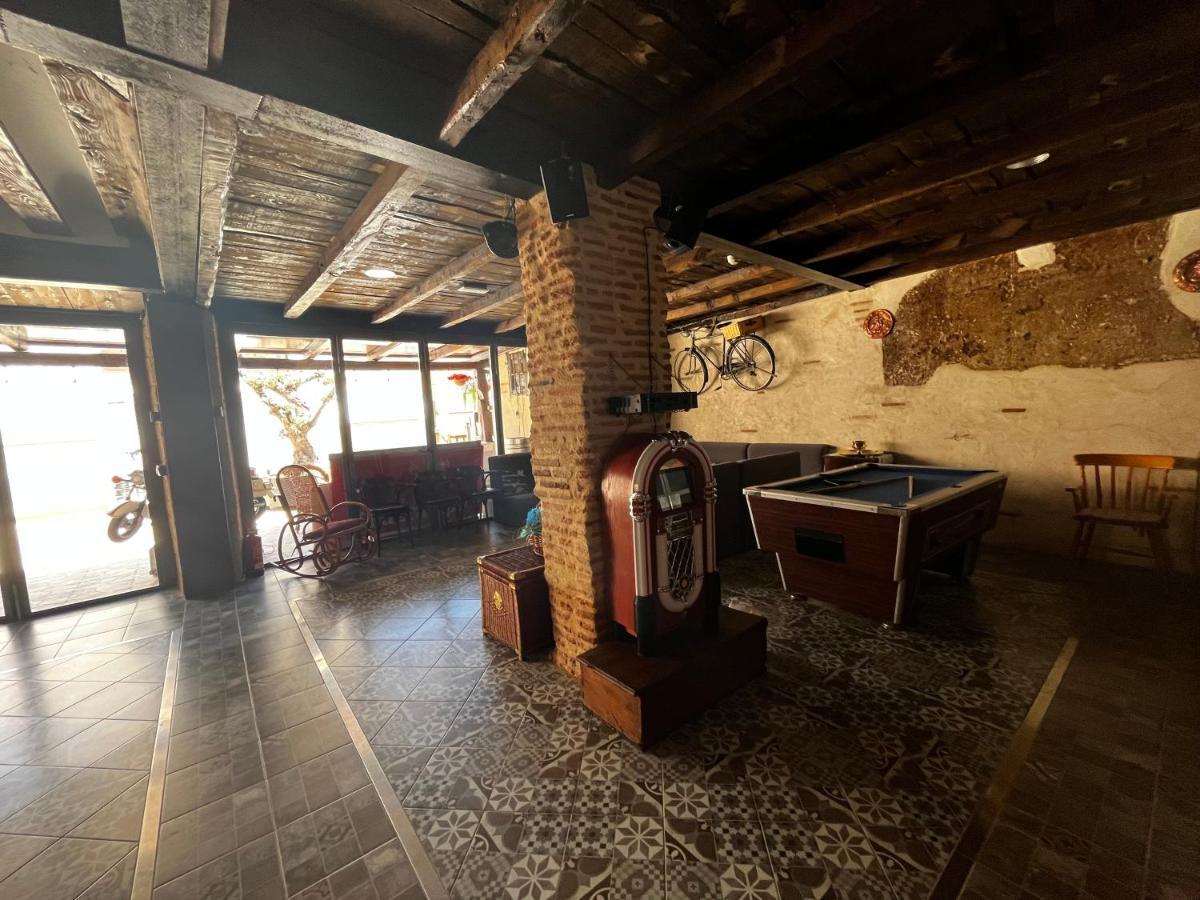Casa Ruina Pensionat Nava del Rey Exteriör bild