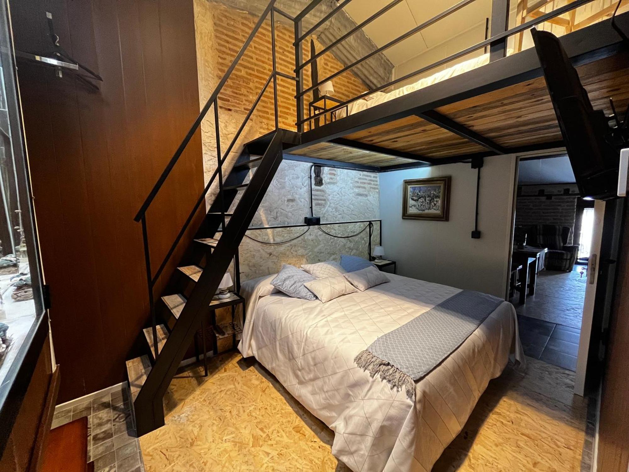 Casa Ruina Pensionat Nava del Rey Exteriör bild